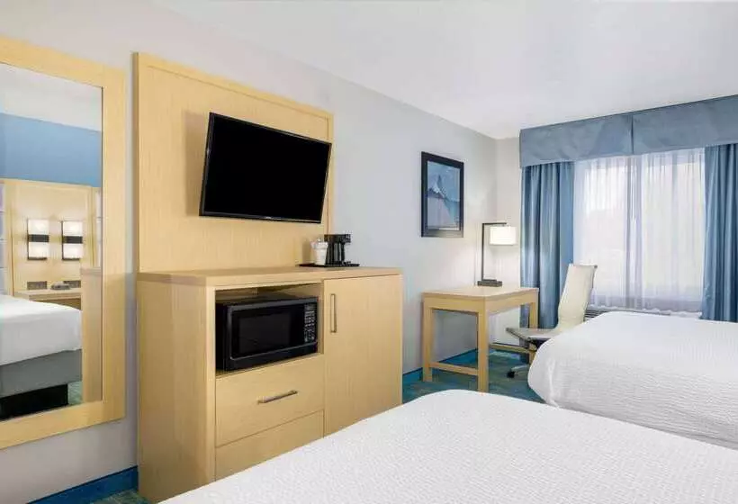 هتل Days Inn By Wyndham Springville