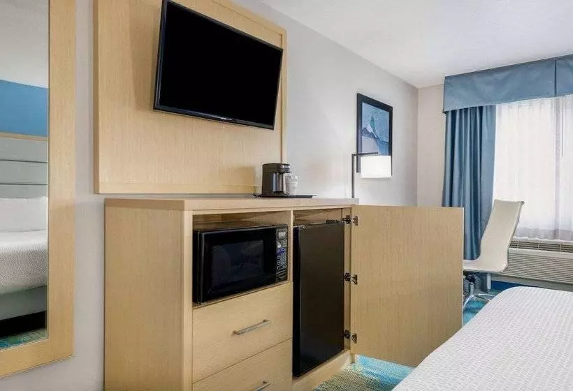 هتل Days Inn By Wyndham Springville