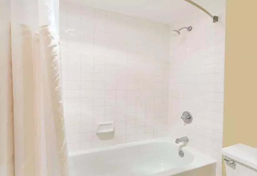 酒店 Days Inn By Wyndham Tappahannock