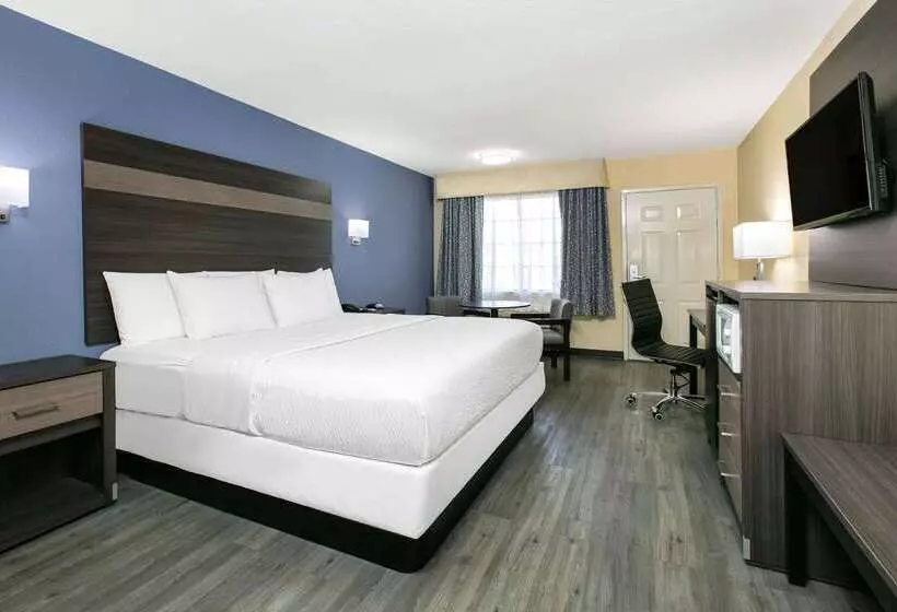 ホテル Days Inn By Wyndham Waco Near Downtown University