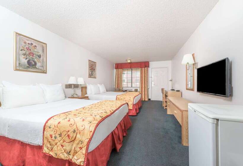 호텔 Days Inn By Wyndham Waco Near Downtown University