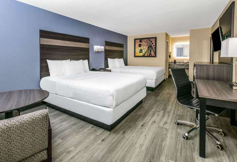 호텔 Days Inn By Wyndham Waco Near Downtown University