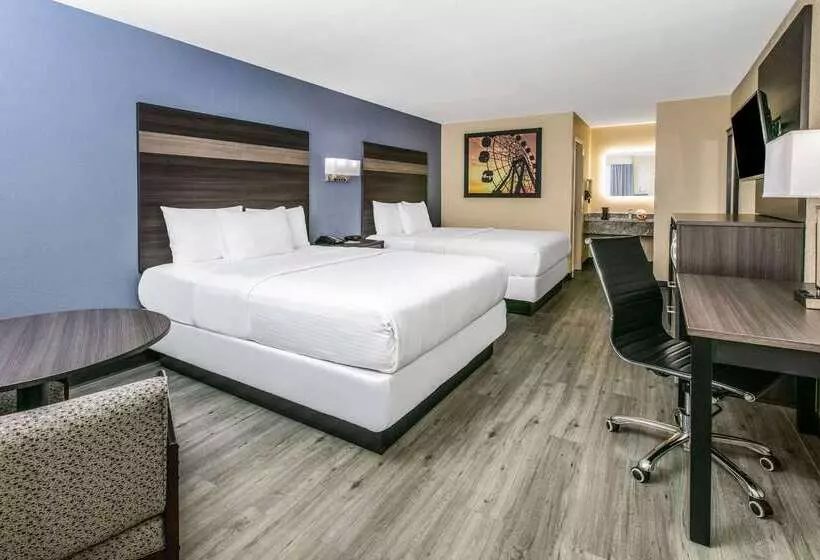 ホテル Days Inn By Wyndham Waco Near Downtown University