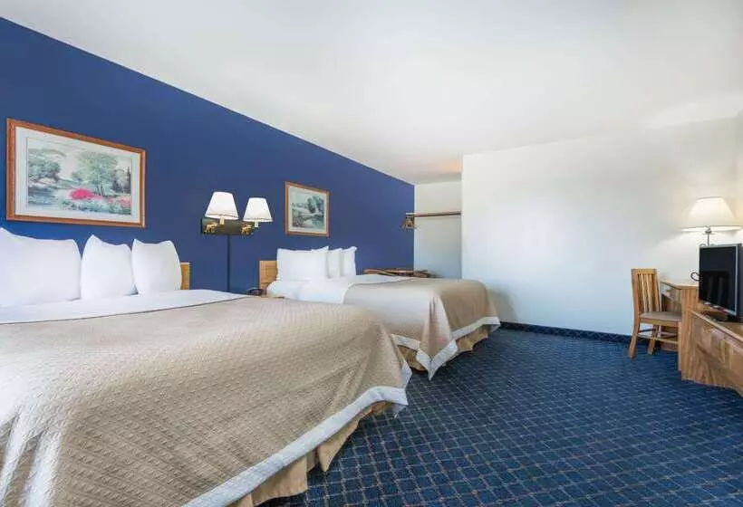 هتل Days Inn By Wyndham Worland