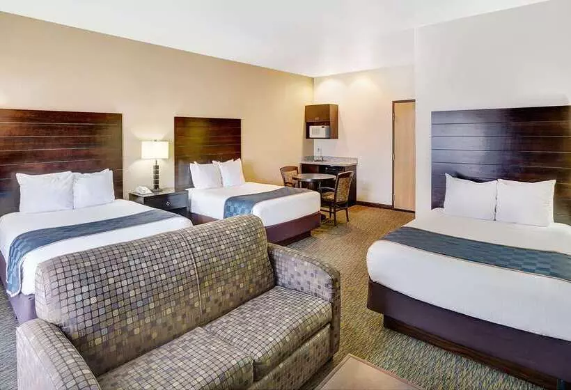 هتل Days Inn & Suites By Wyndham Page Lake Powell