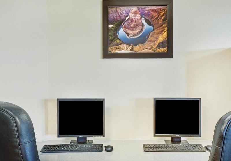 Szálloda Days Inn & Suites By Wyndham Page Lake Powell