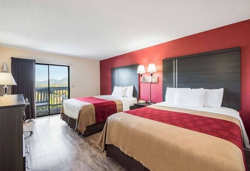 Отель Econo Lodge   Waynesville