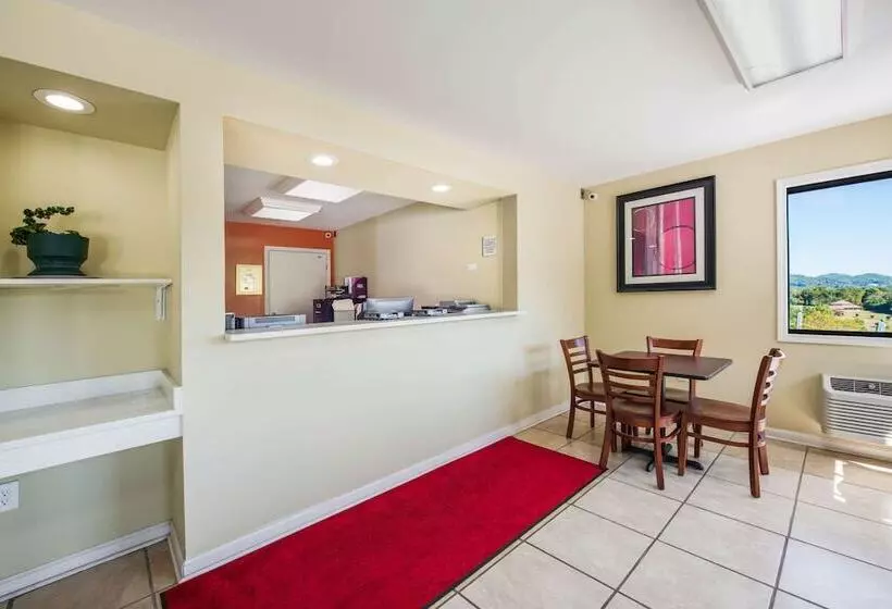 酒店 Econo Lodge Waynesville