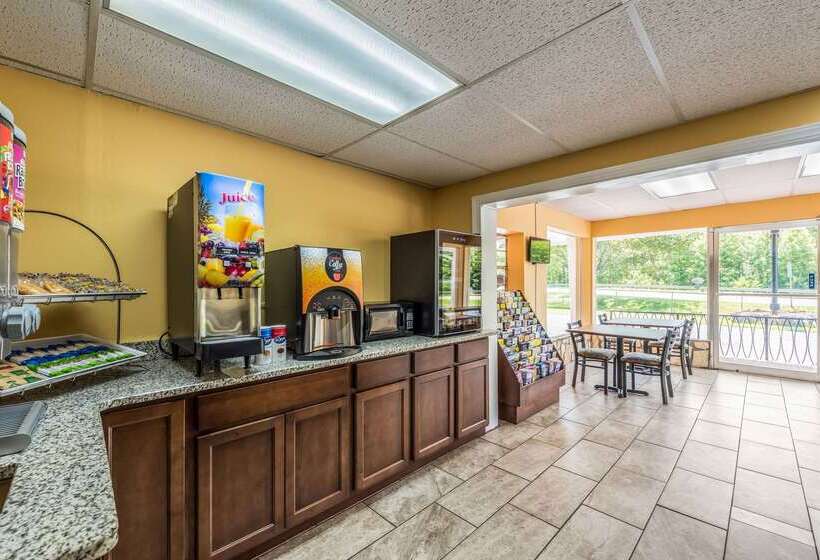 ホテル Rodeway Inn