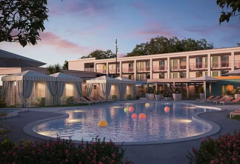 בית מלון כפרי The Wayback, Pigeon Forge, A Tribute Portfolio