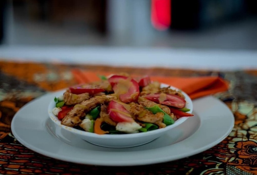 پانسیون Adlib Executive Lodge