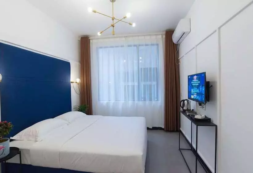 پانسیون Anchorvale