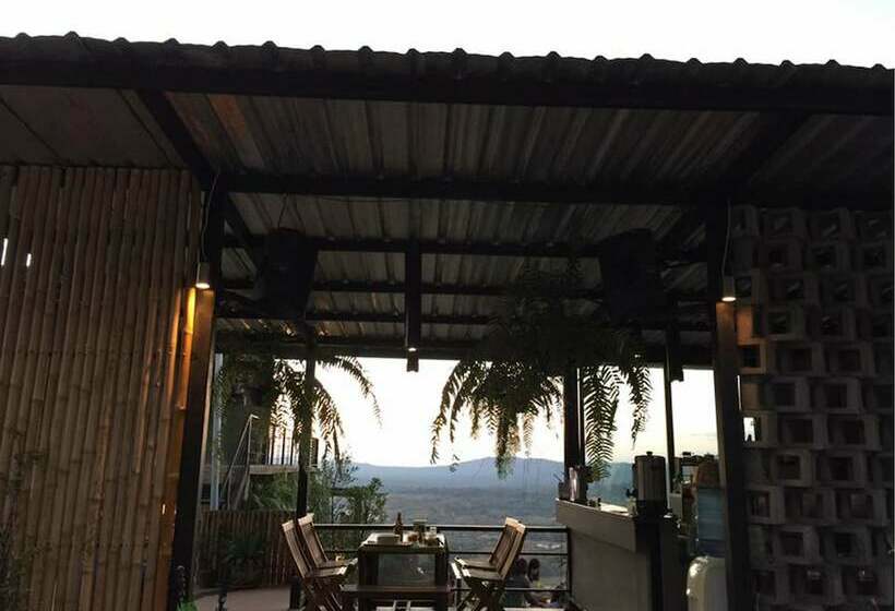 בית מלון כפרי Khao Kho Bay Bay Resort