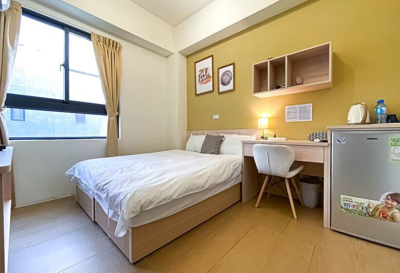 پانسیون Adagio Hostel