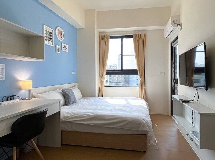 پانسیون Adagio Hostel