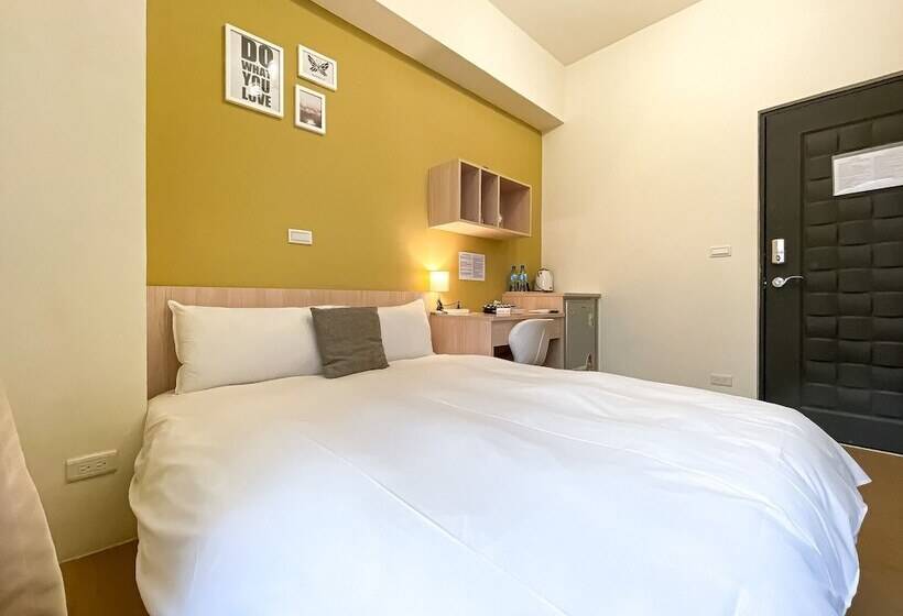 پانسیون Adagio Hostel