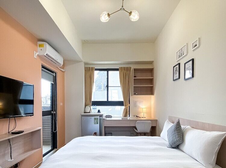 پانسیون Adagio Hostel