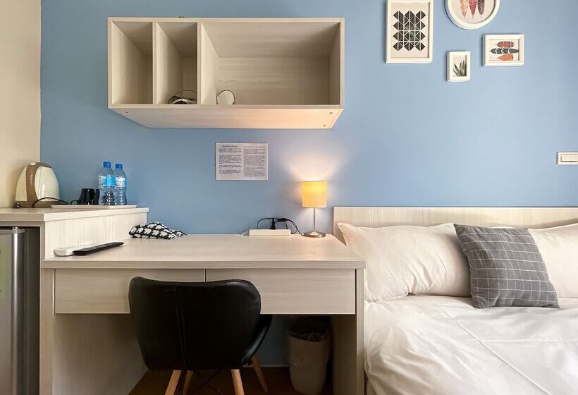 پانسیون Adagio Hostel