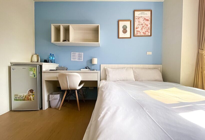 پانسیون Adagio Hostel