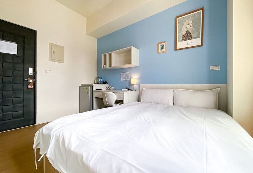 پانسیون Adagio Hostel