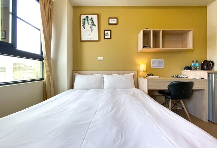 پانسیون Adagio Hostel