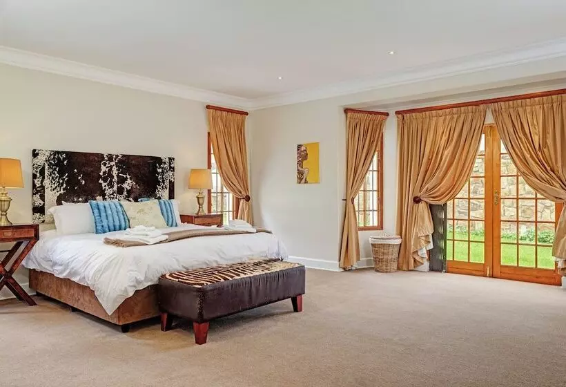 Majatalo Buccara Wildlife Reserve Karoo