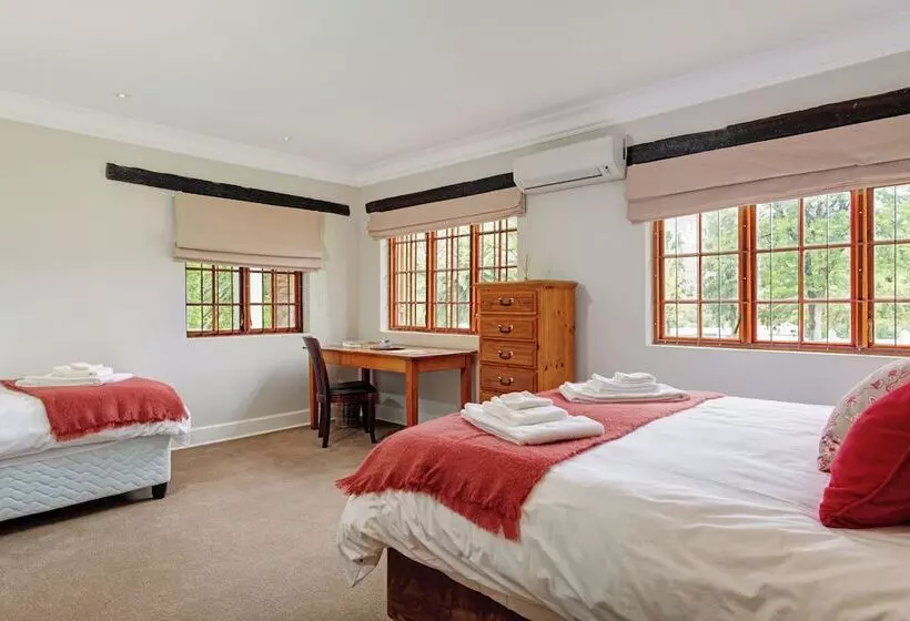 Majatalo Buccara Wildlife Reserve Karoo