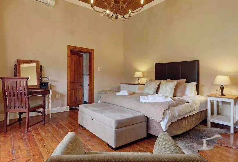 Majatalo Buccara Wildlife Reserve Karoo