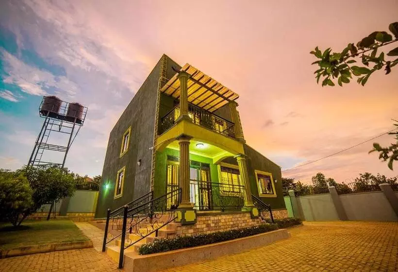 پانسیون Greens Guest Homes