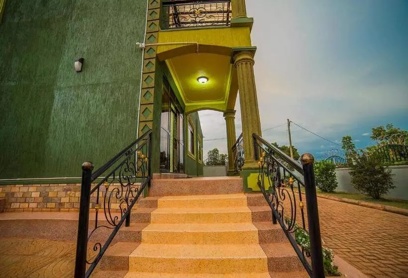 پانسیون Greens Guest Homes