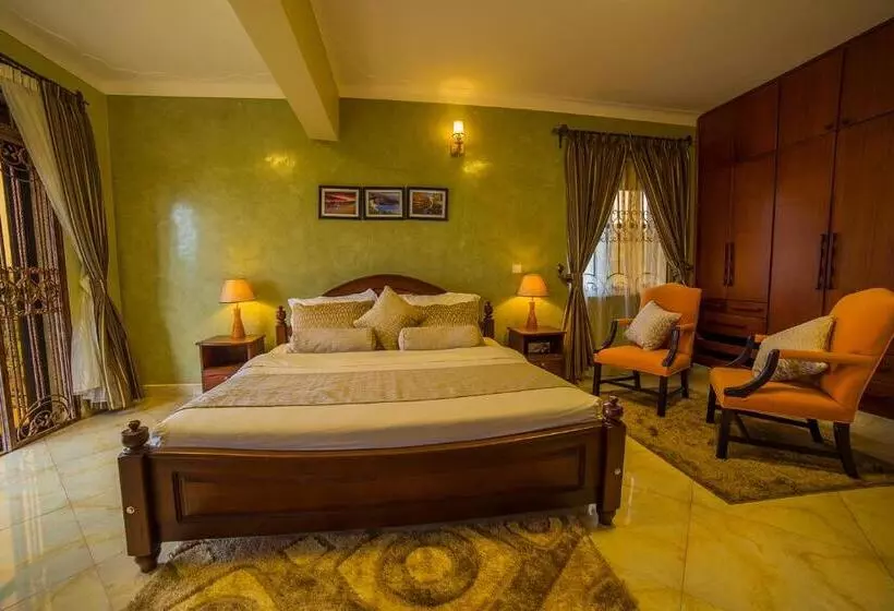 پانسیون Greens Guest Homes