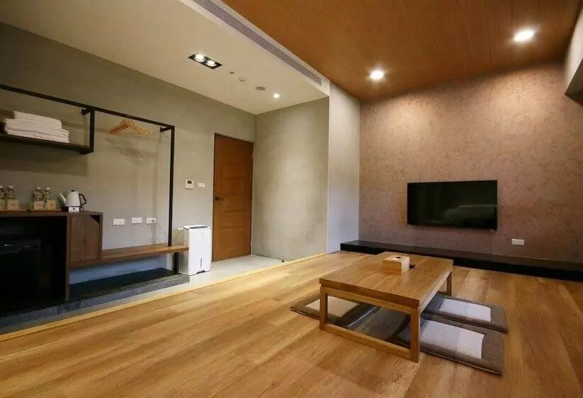 پانسیون Syuan Ding Ben Er Gu