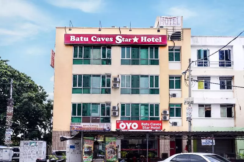 Batu Caves Star Hotel By Oyo Rooms