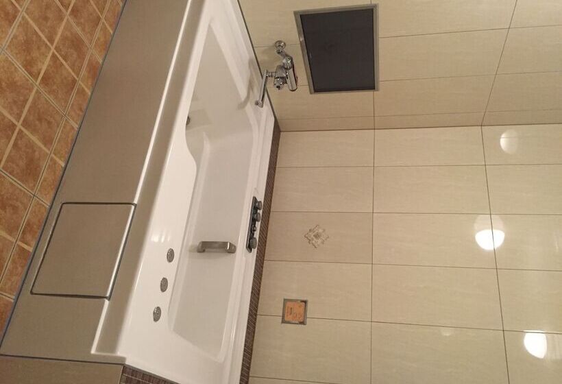 בית מלון כפרי Aura Kanku