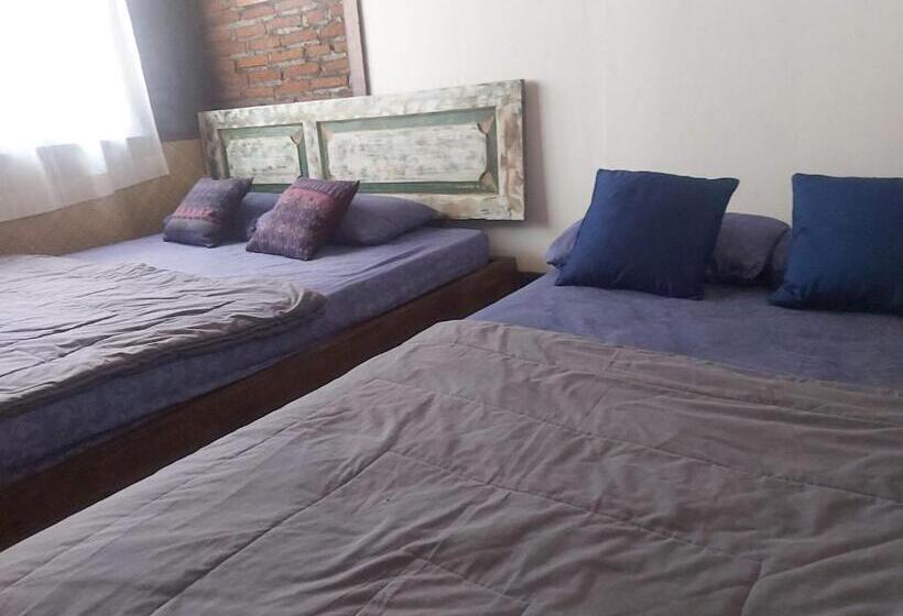 Pansiyon Twospaces Living At Bunga Desa, Jimbaran