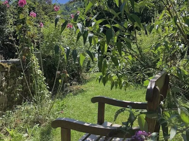 Majatalo Maison Cha Ri Va Ri