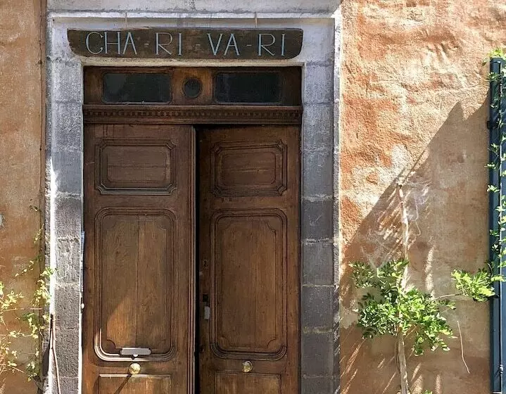 Majatalo Maison Cha Ri Va Ri