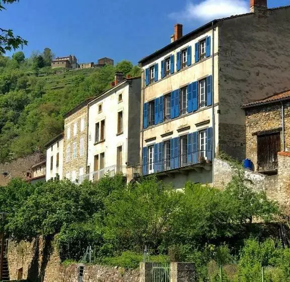 Majatalo Maison Cha Ri Va Ri