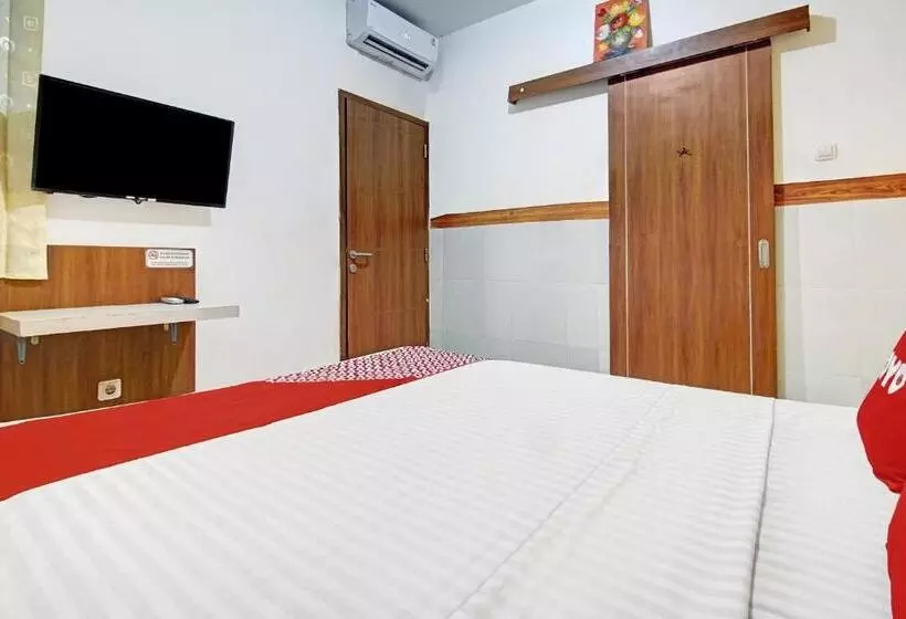 ペンション Reddoorz Near Mall Of Indonesia