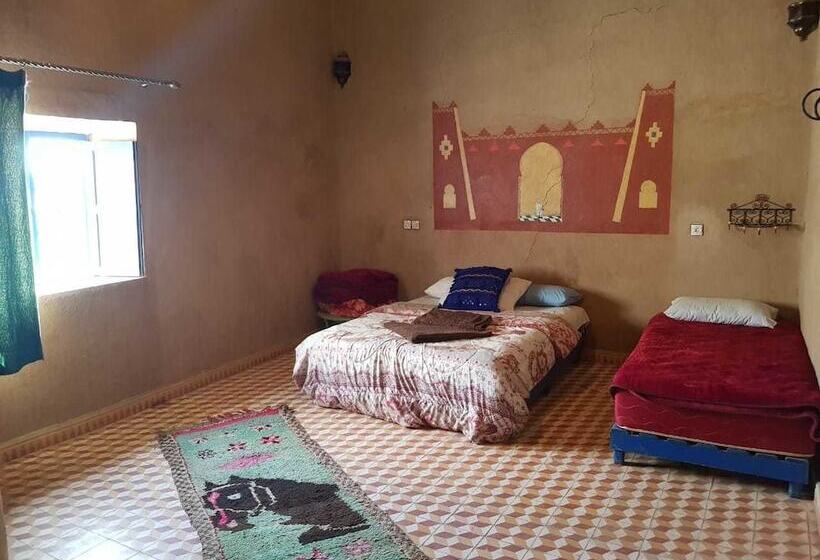 פנסיון Riad Desert Camel