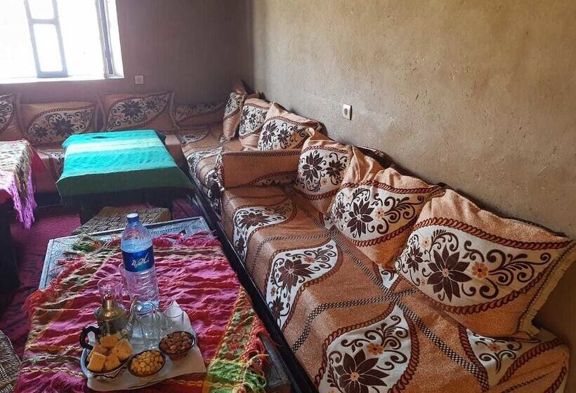 Пансион Riad Desert Camel