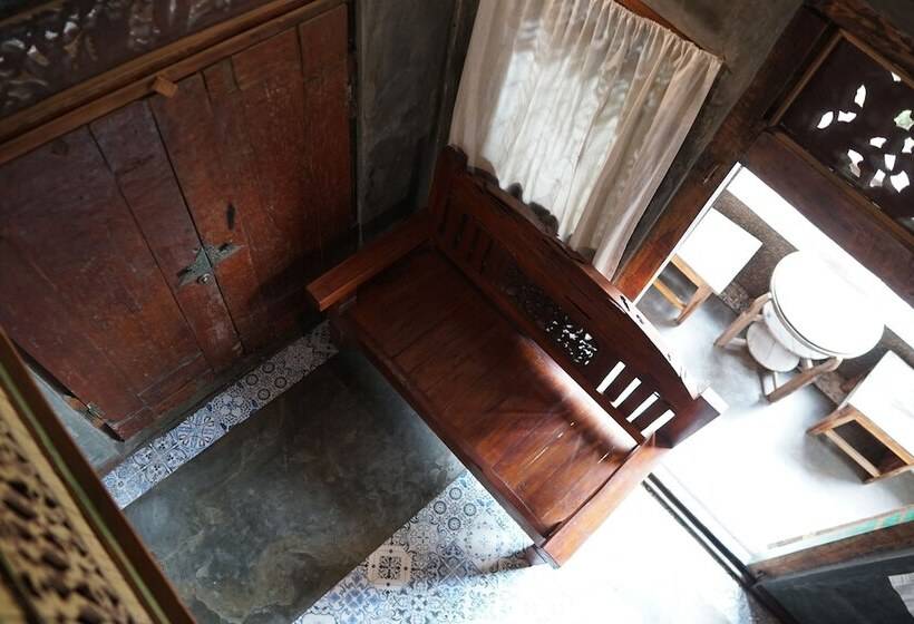 Pansiyon Twospaces Living At Bunga Desa, Jimbaran