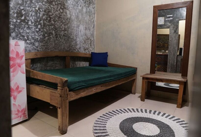 Pansiyon Twospaces Living At Bunga Desa, Jimbaran