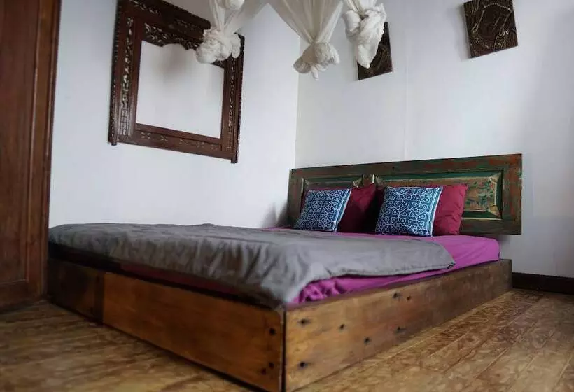 پانسیون Twospaces Living At Bunga Desa, Jimbaran