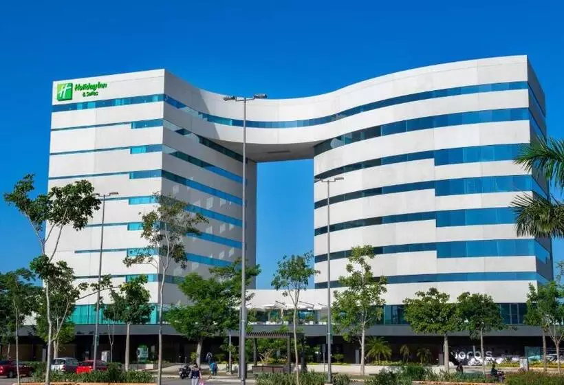 Hotelli Holiday Inn & Suites   Merida La Isla, An Ihg