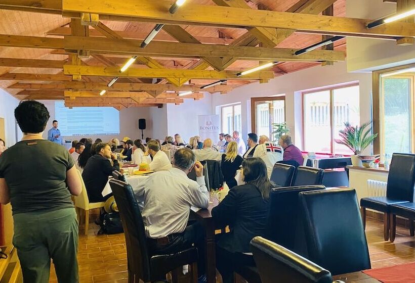 Uniqhotel česky šternberk