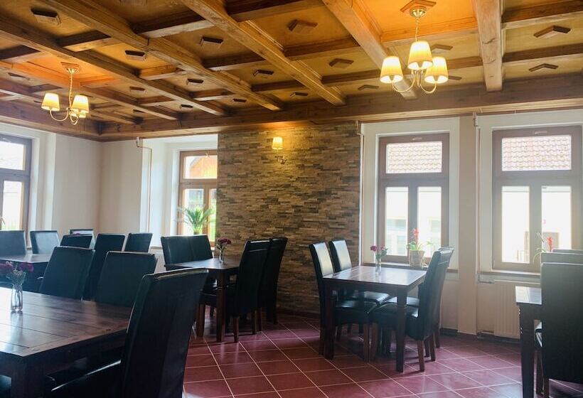 Uniqhotel česky šternberk