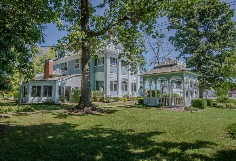 Dickey House Bed & Breakfast