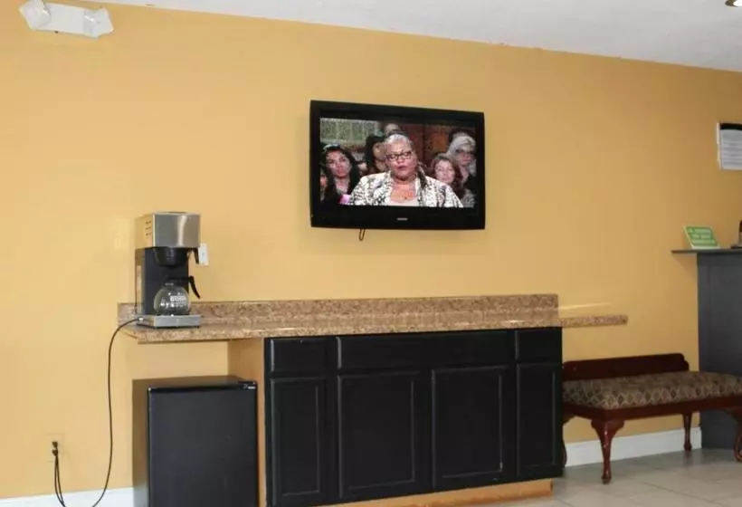 ホテル Airport Inn Chattanooga