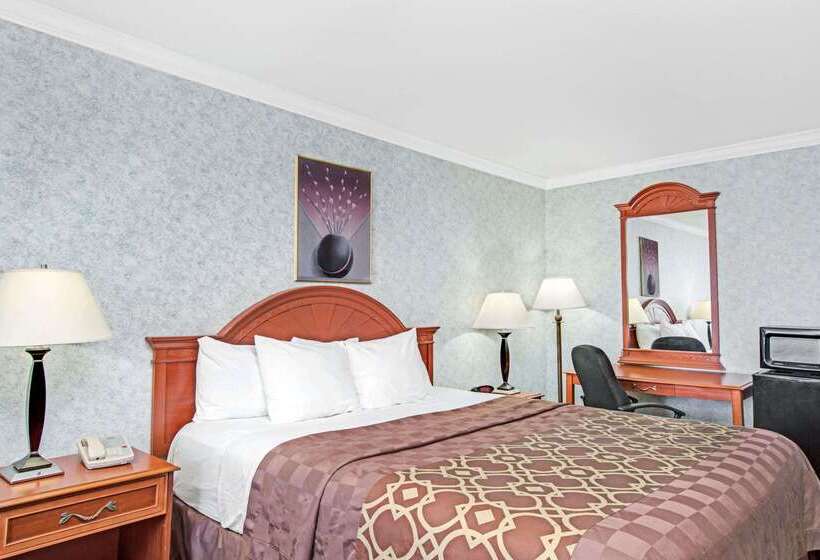 בית מלון כפרי Days Inn By Wyndham Los Angeles Lax/ Redondo&manhattanbeach